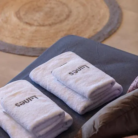 Lines Concept Hotel 3*