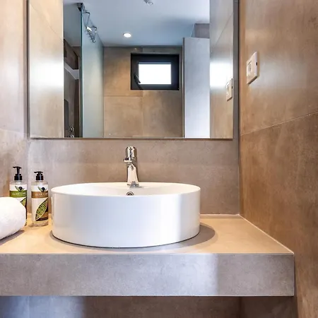 Lines Concept Rethymno