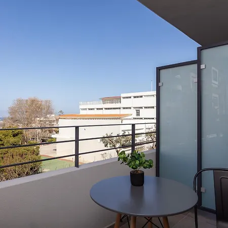 Otel Lines Concept Resmo