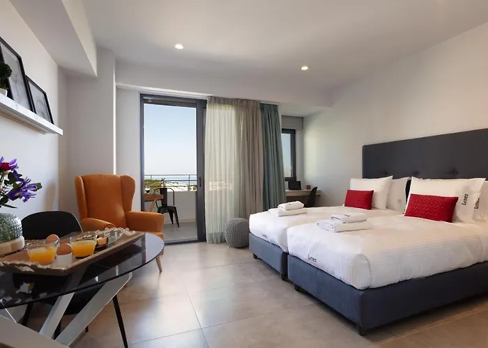 Lines Concept Hotel 3*