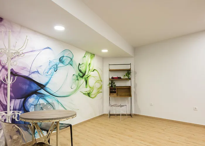 Lines Concept Hotel 3*