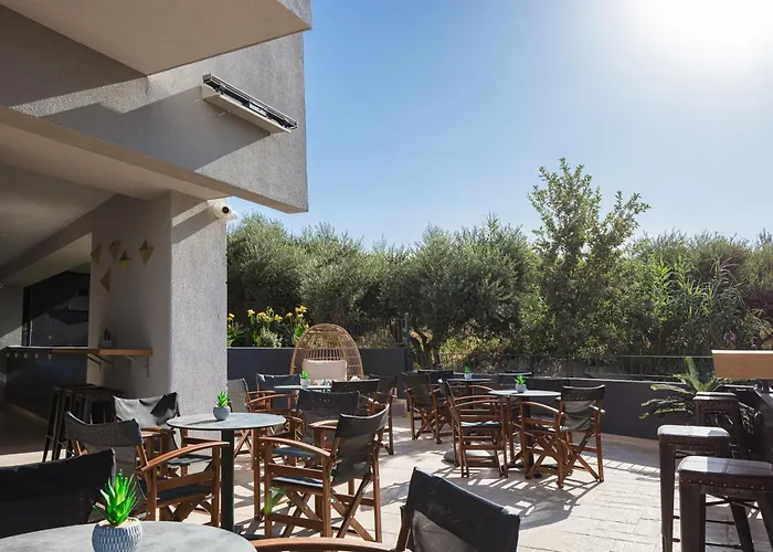 Hotel Lines Concept 3*